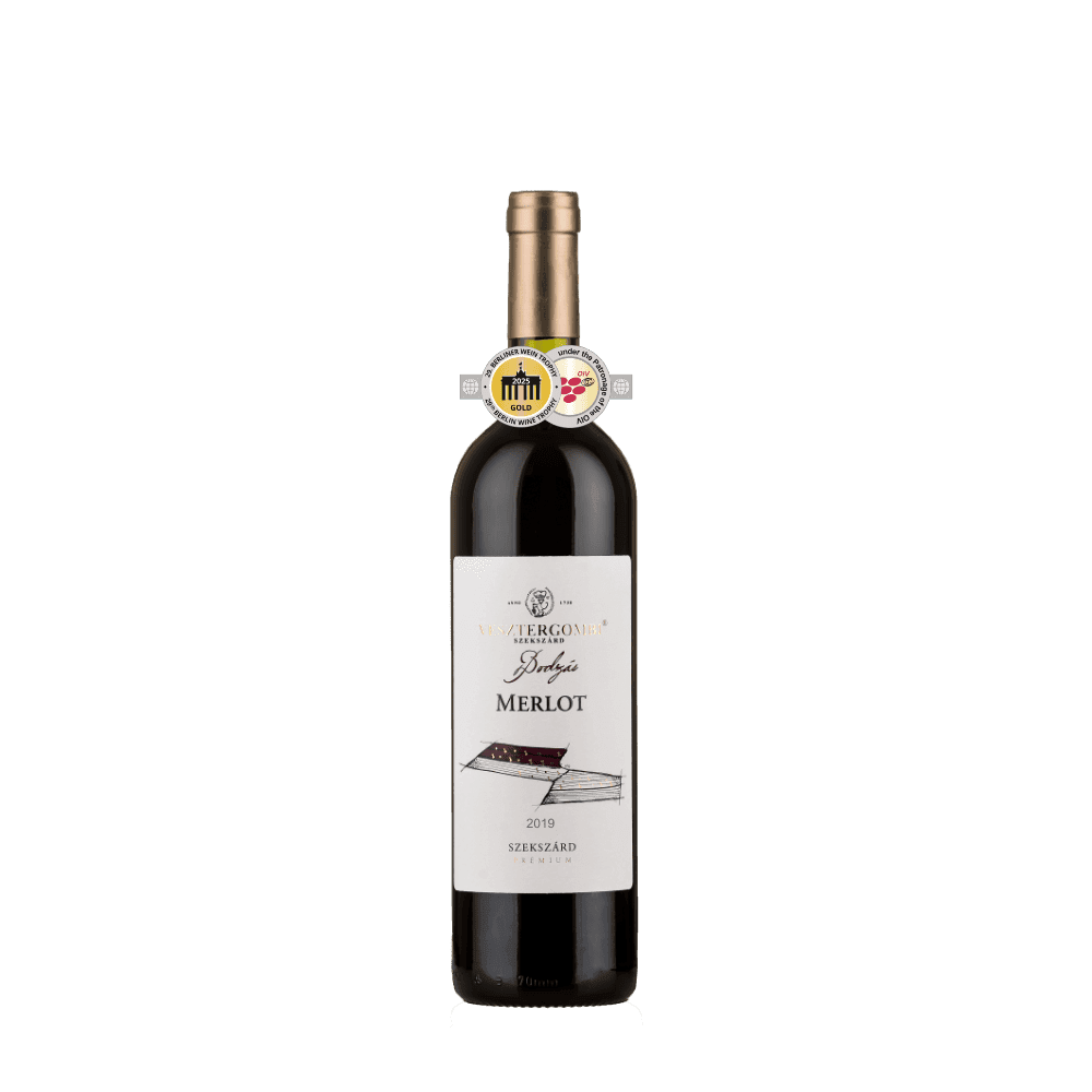 Flasche Vesztergombi Bodzás Merlot 2019 aus Szekszárd mit zwei Goldmedaillen vom Berliner Wein Trophy 2024 und 2025