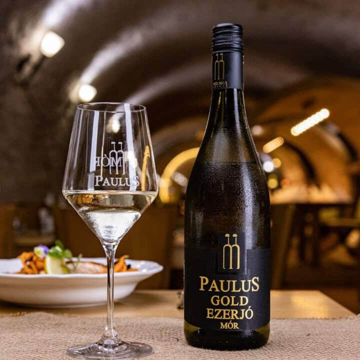 Gold Ezerjó 2023 autochthone Sorte, Paulus Mór Ungarn 0,75l - HUNGAROVIN - Topweine aus Ungarn, Italien & Australien – online kaufen
