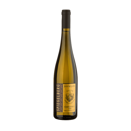 Flasche Spiegelberg Hárslevelű 2020 Weißwein mit goldfarbenem Etikett und schwarzem Schriftzug
