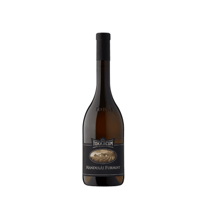 Eine Weinflasche mit dunkelbraunem Glas und schwarzem Etikett. Auf dem Etikett steht "TOKAJICUM BORHÁZ MANDULÁS FURMINT"